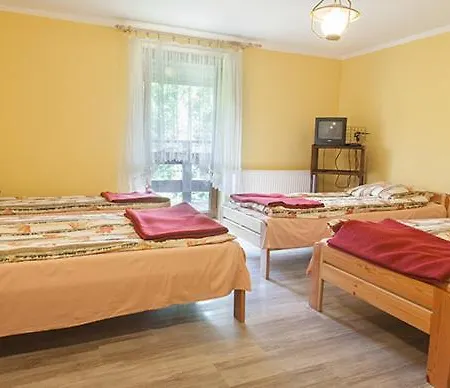 Ośrodek Wypoczynkowo-szkoleniowy Halny Ośrodek wypoczynkowy *